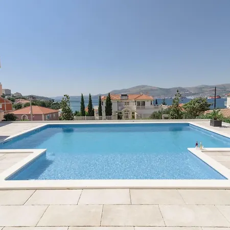 Gala * Trogir
