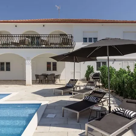 公寓 Gala 特罗吉尔